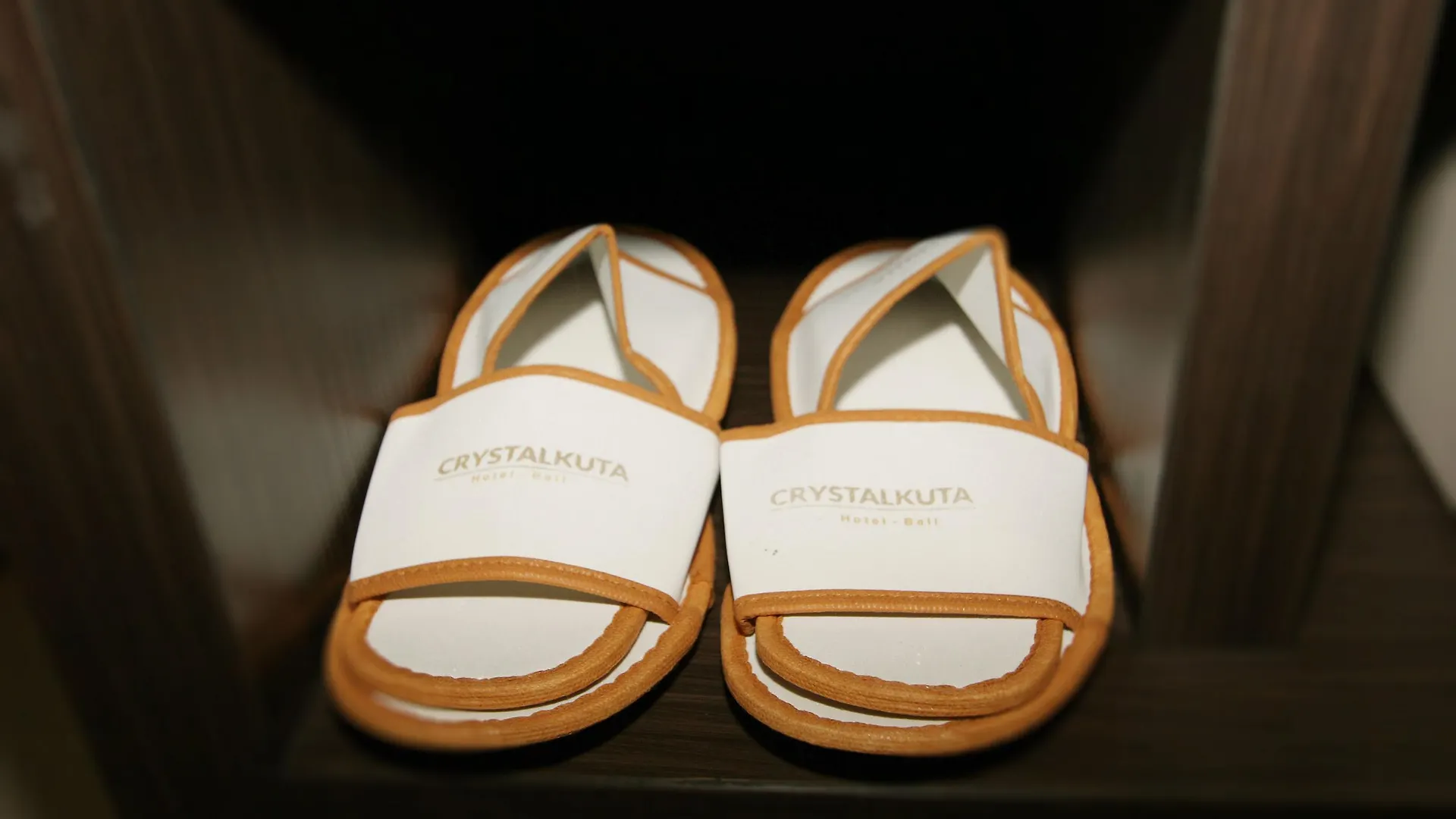 ****  Crystalkuta Hotel - Bali Индонезия