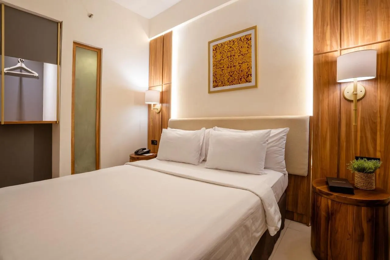 Crystalkuta Hotel - Bali  Кута